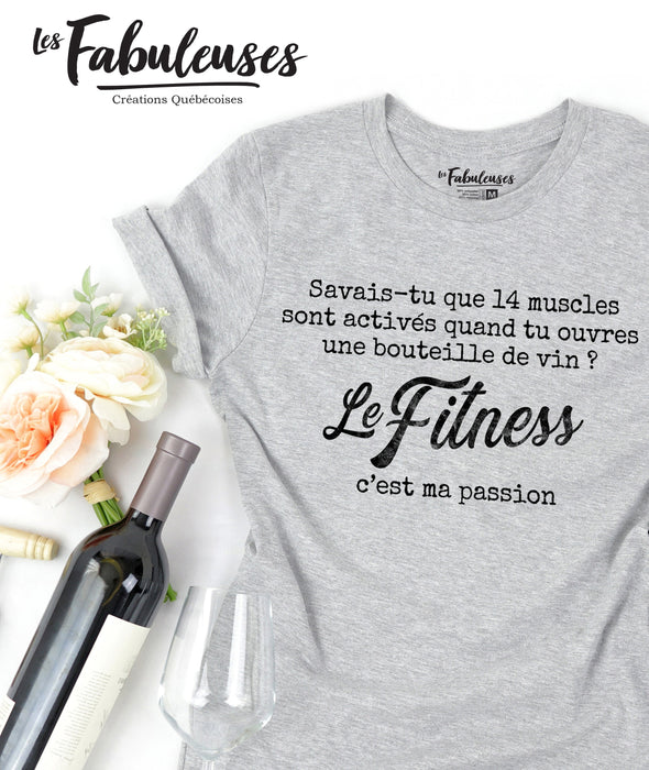 Savais-tu que 14 muscles sont activés quand tu ouvres une bouteille de vin ? - T-Shirt